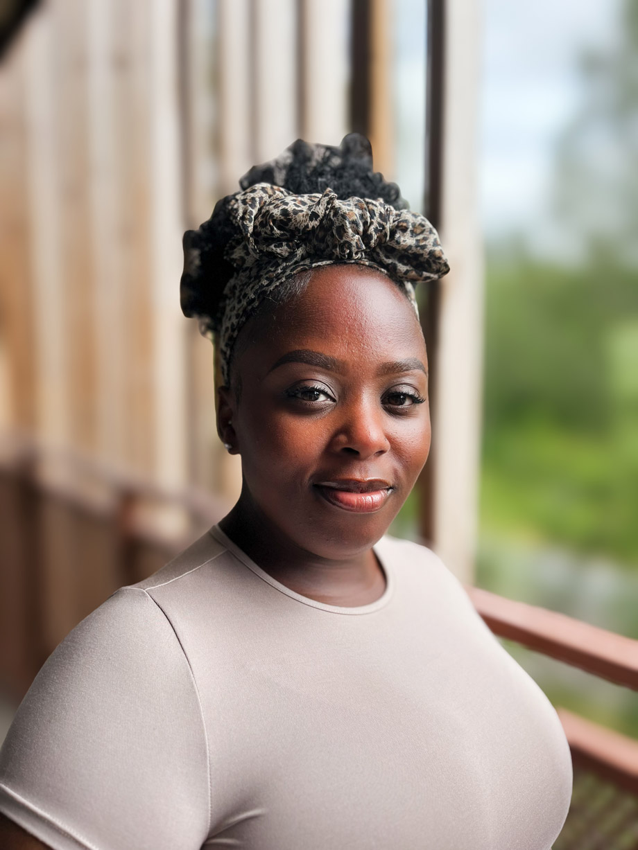 Tania Karanja, Socionom och sexolog, ger professionell sexologisk rådgivning i trygg miljö